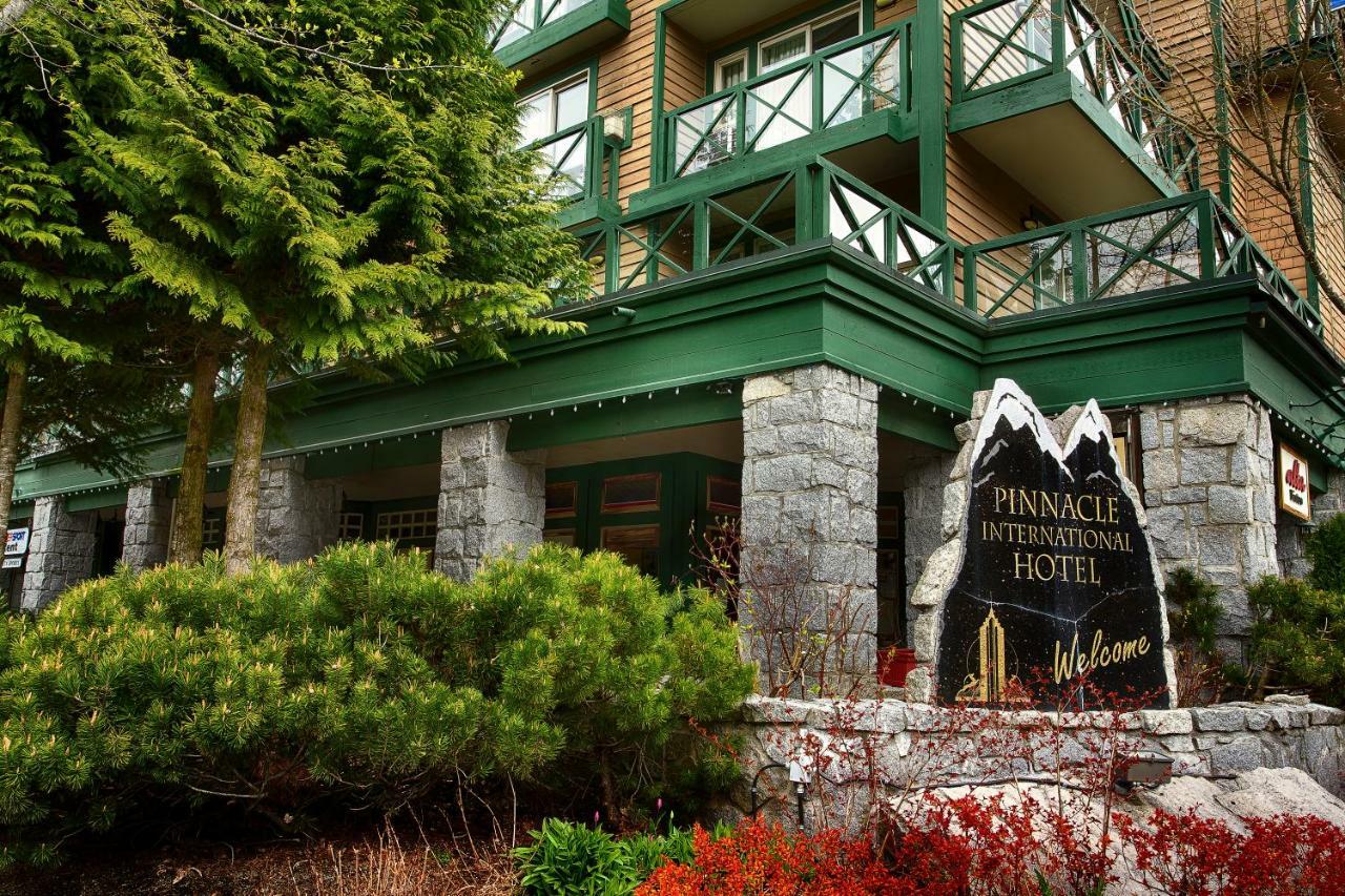 Pinnacle Hotel Whistler Exterior foto